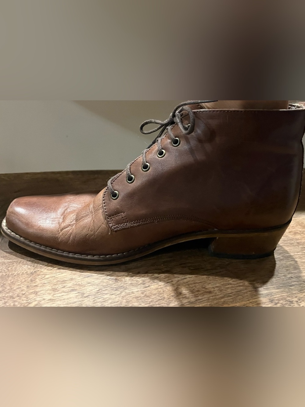 Women's Brown Lace-Up Leather Boots with Decorative Stitching